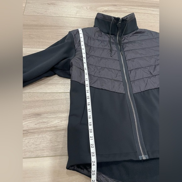 Varley Balfern Quilted Jacket Shell PrimaLoft Insulation M Black - Picture 4 of 9